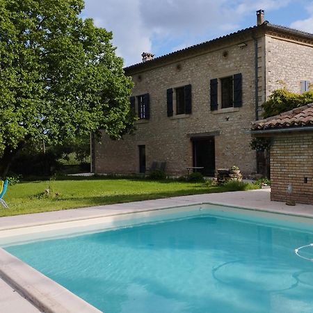 Domaine Les Garrigues Bed & Breakfast Puygaillard-de-Quercy Екстериор снимка
