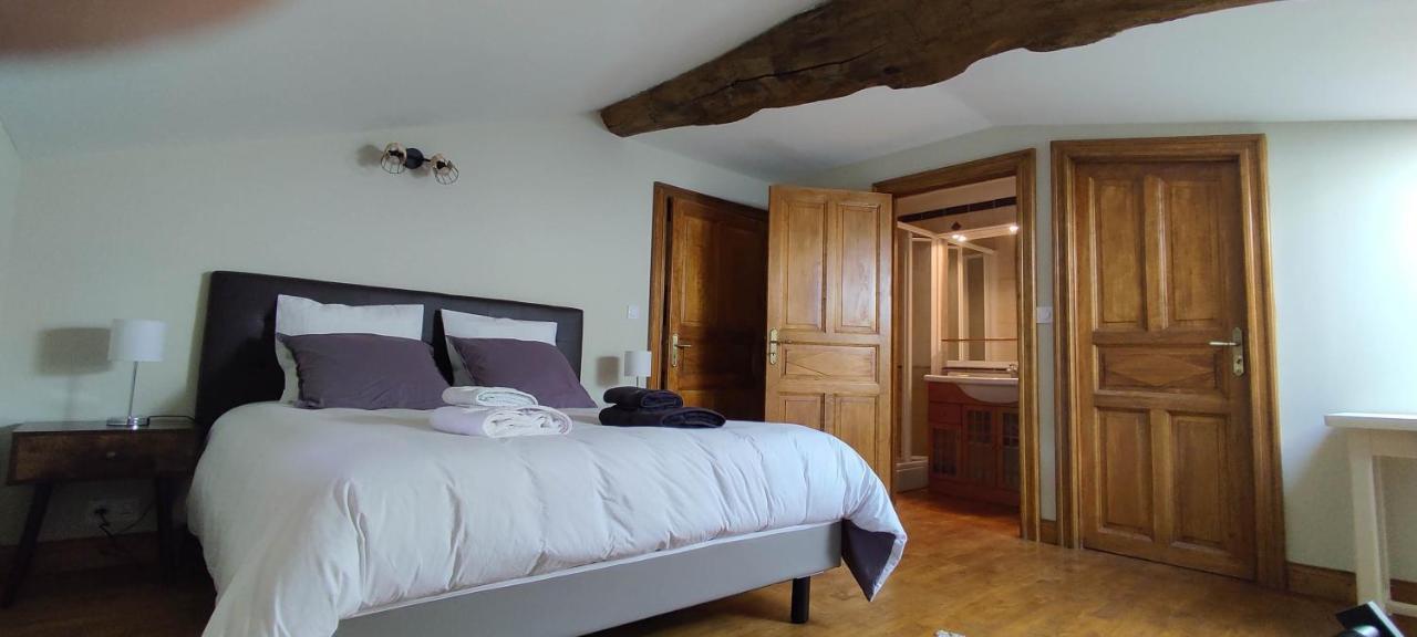 Domaine Les Garrigues Bed & Breakfast Puygaillard-de-Quercy Екстериор снимка